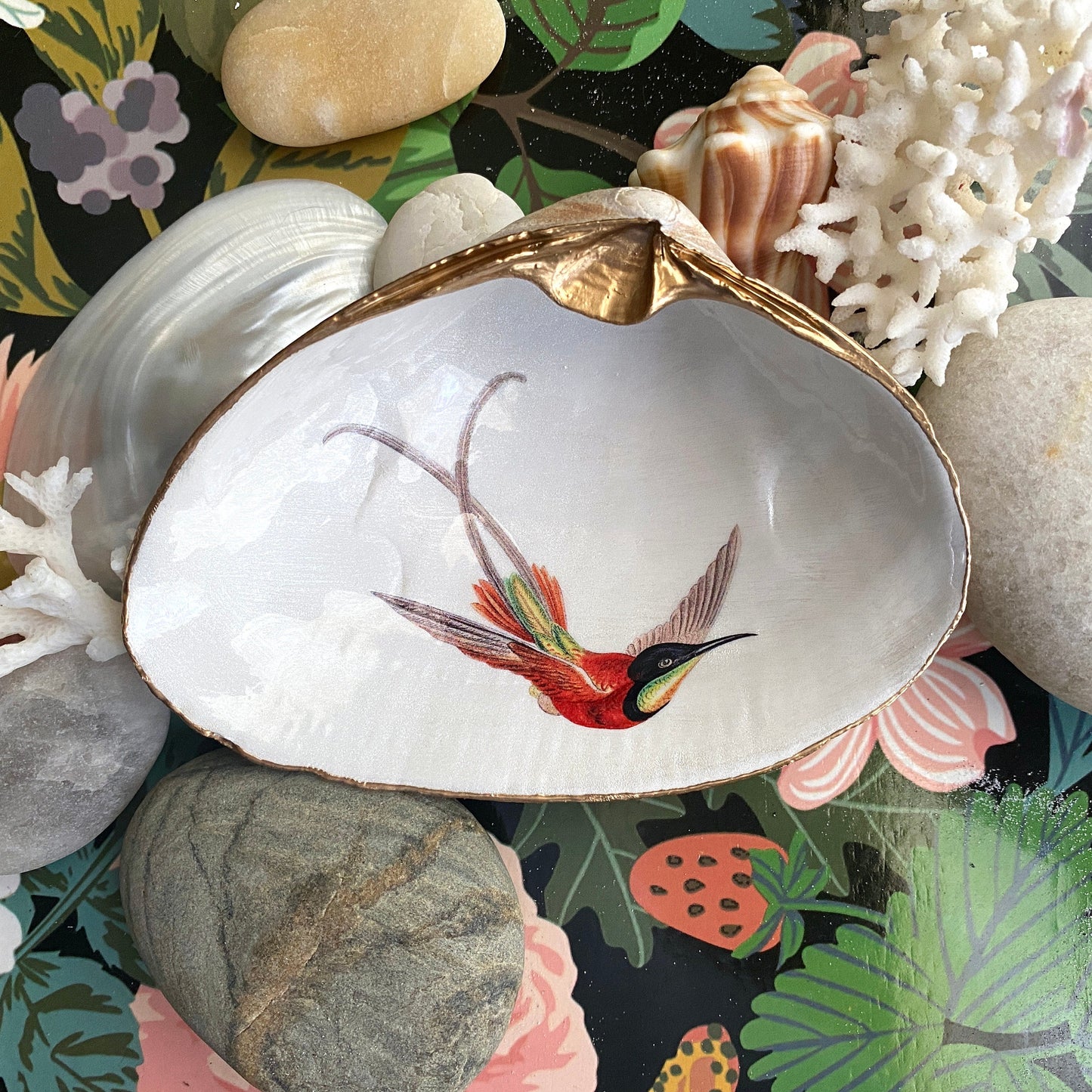 Decoupage Clam Shell Ring Dish – Hummingbird Design Bird Lover Art
