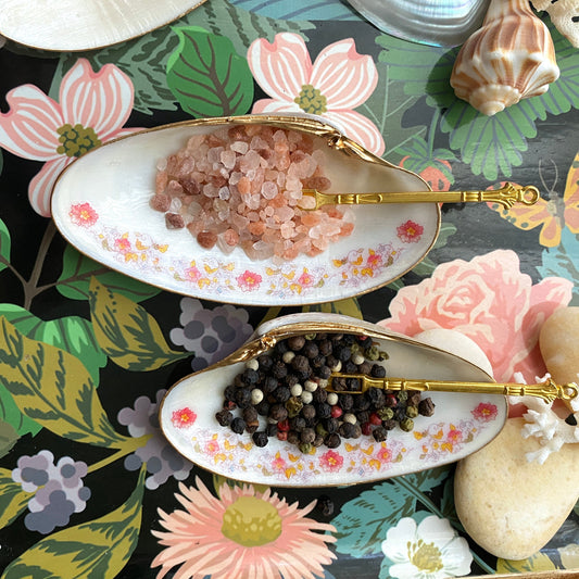 Handcrafted Clam Shell Salt and Pepper Dishes – Beach House Table Decor