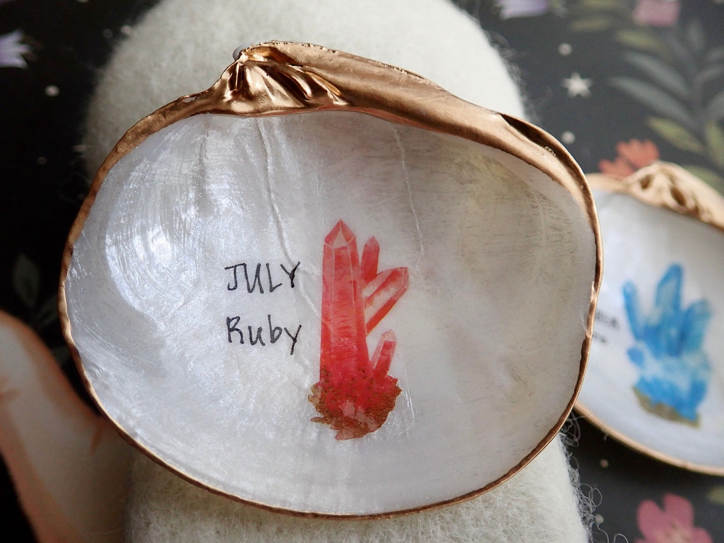 Decoupage Birthstone Clam Shell Ring Dish – Coastal Decor