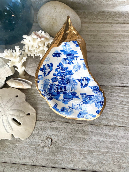 Decoupage Chinoiserie Oyster Shell Ring Dish – Coastal Jewelry Holder, Hostess Gift