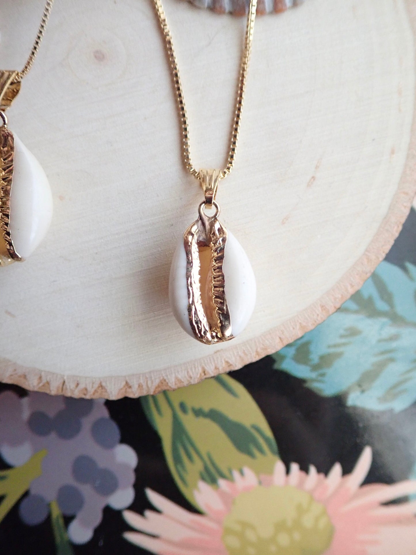 Real Seashell Cowrie Shell Necklace