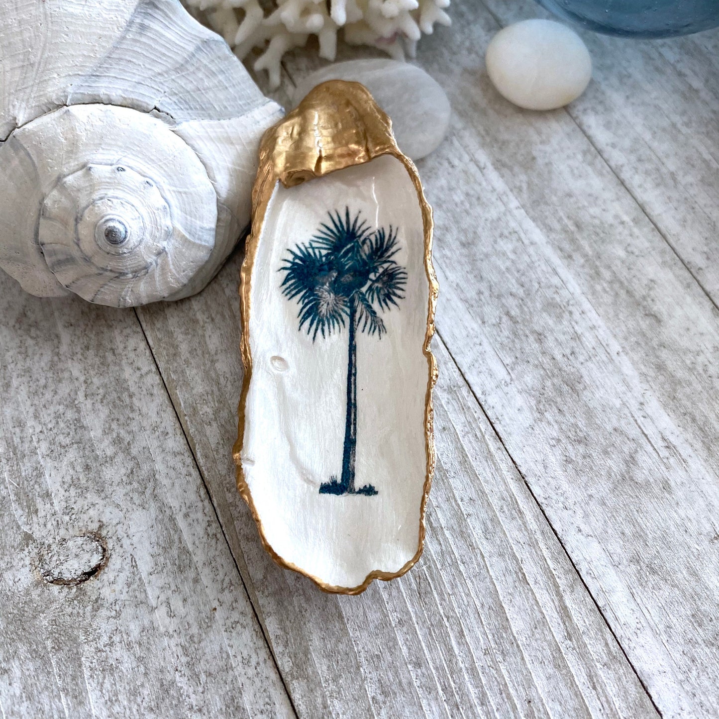Decoupage Palm Tree Oyster Shell Ring Dish – Coastal Jewelry Holder, Nautical Gift