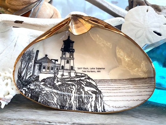 Decoupage Clam Shell Trinket Dish Split Rock Lighthouse Art
