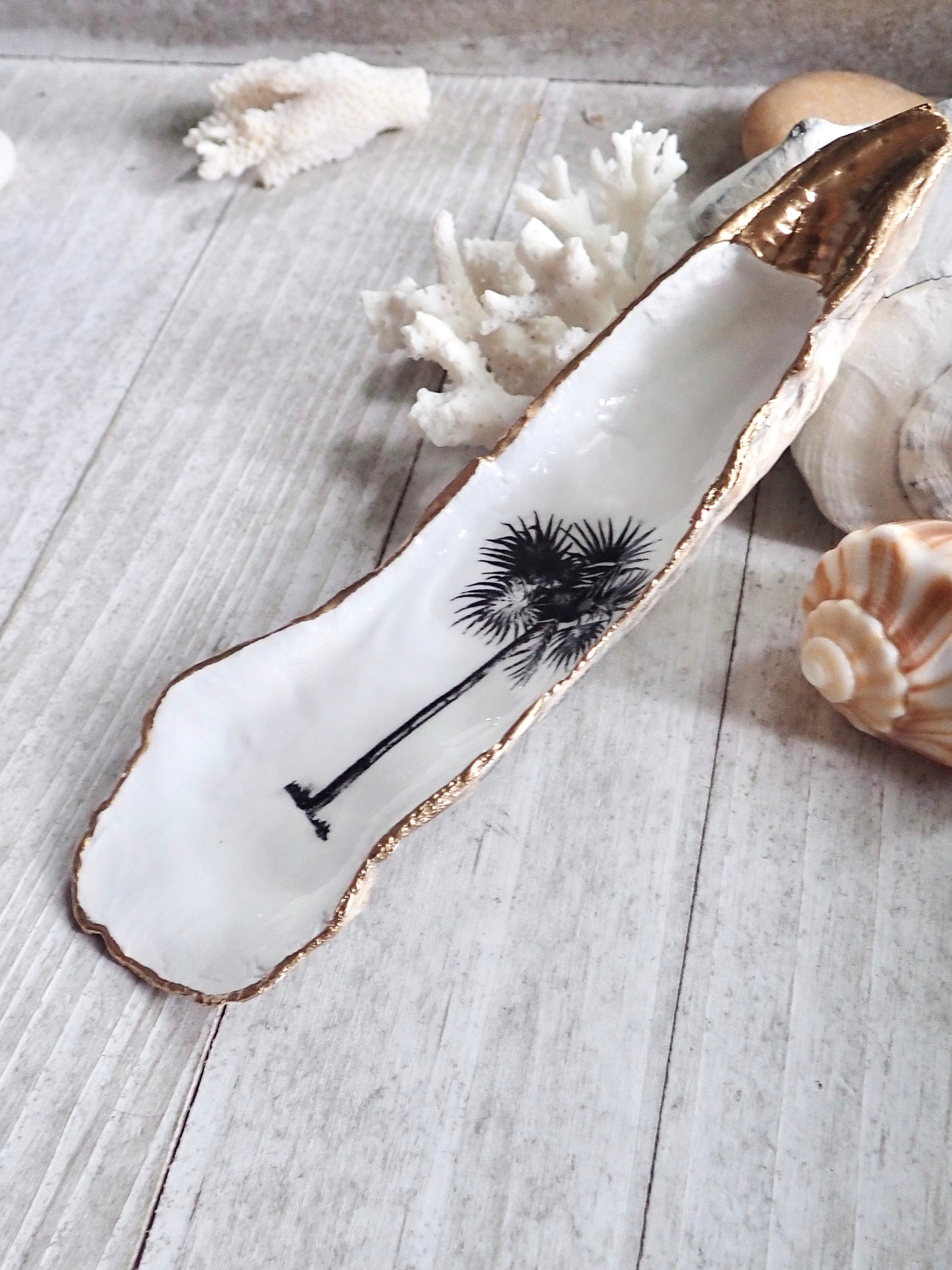 Decoupage Palm Tree Oyster Shell Ring Dish – Coastal Jewelry Holder, Nautical Gift