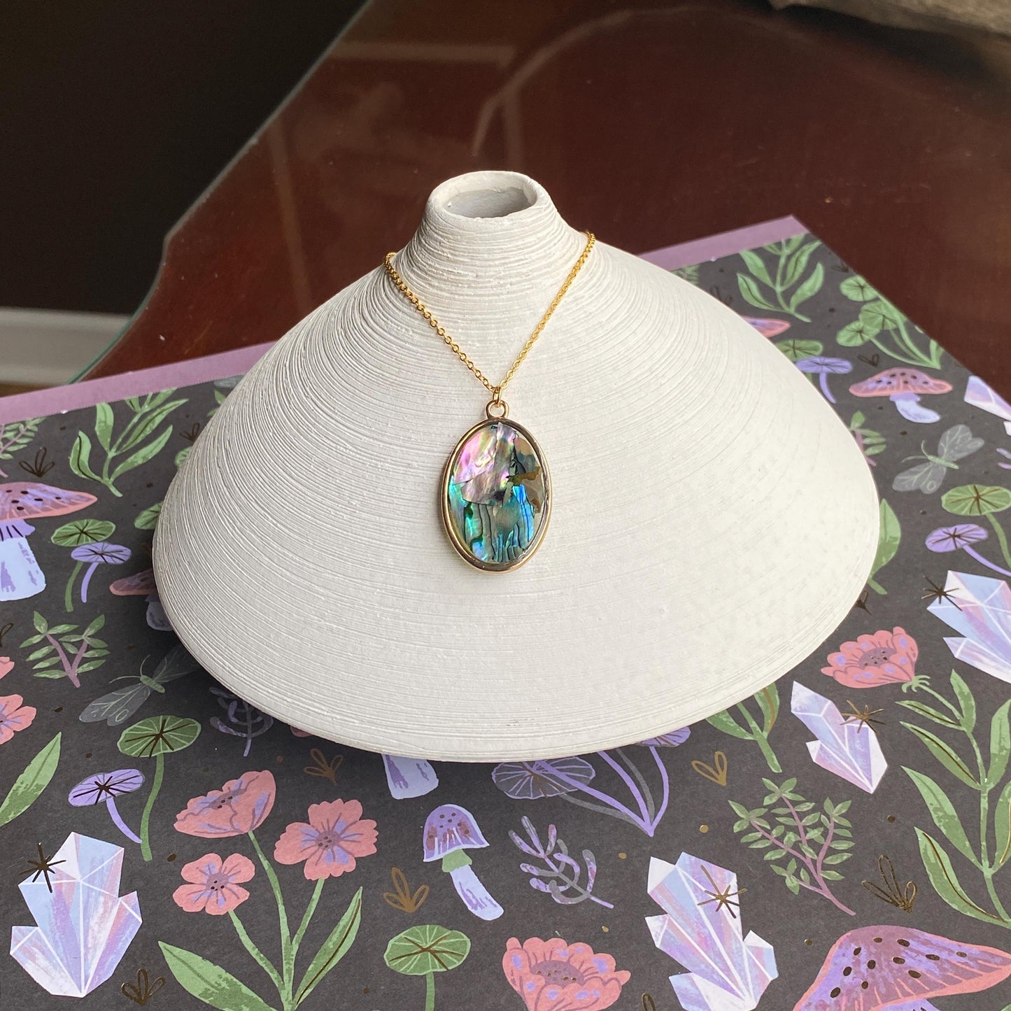 Hand Made Real Seashell Abalone Shell Pendant Necklace