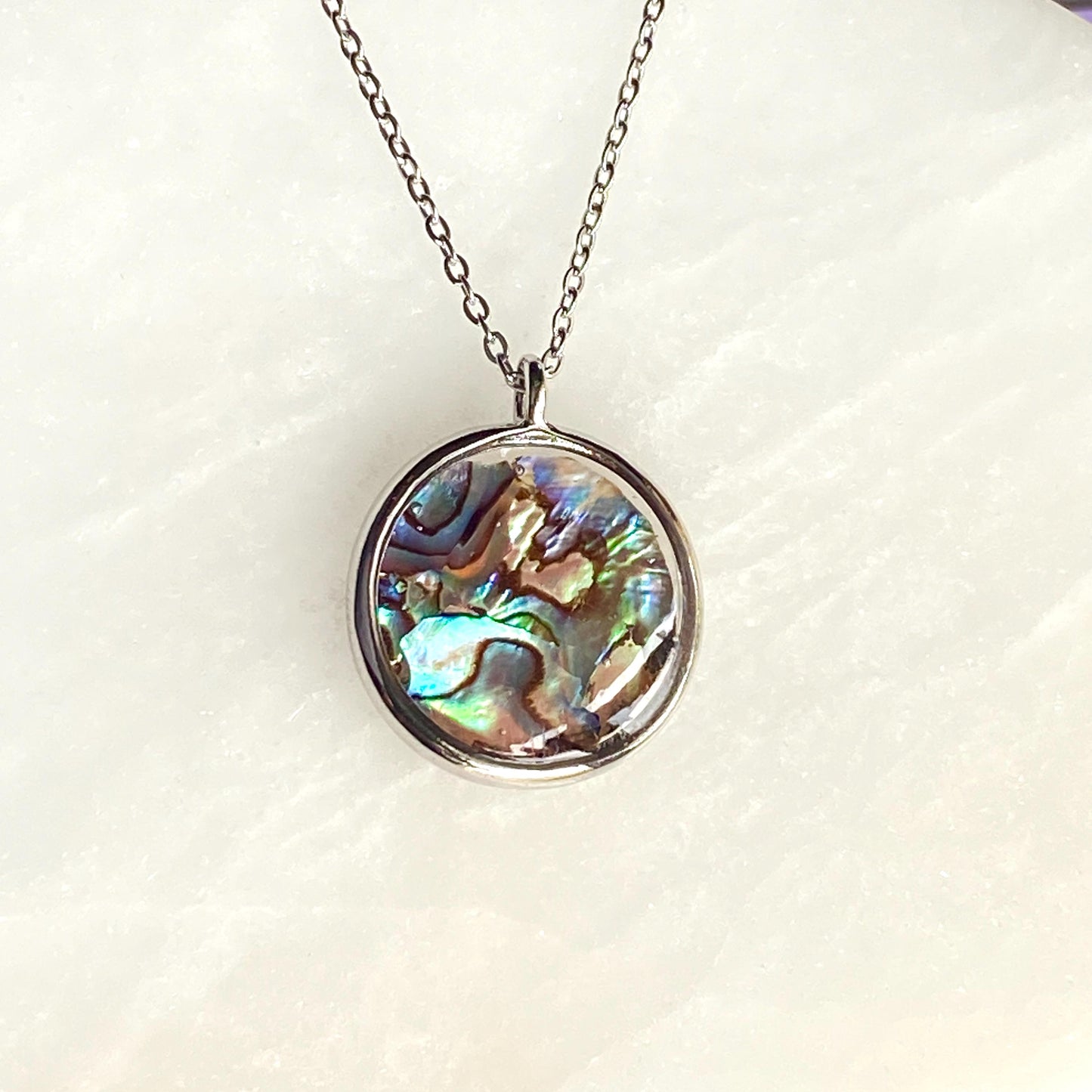 Hand Made Real Seashell Abalone Shell Pendant Necklace