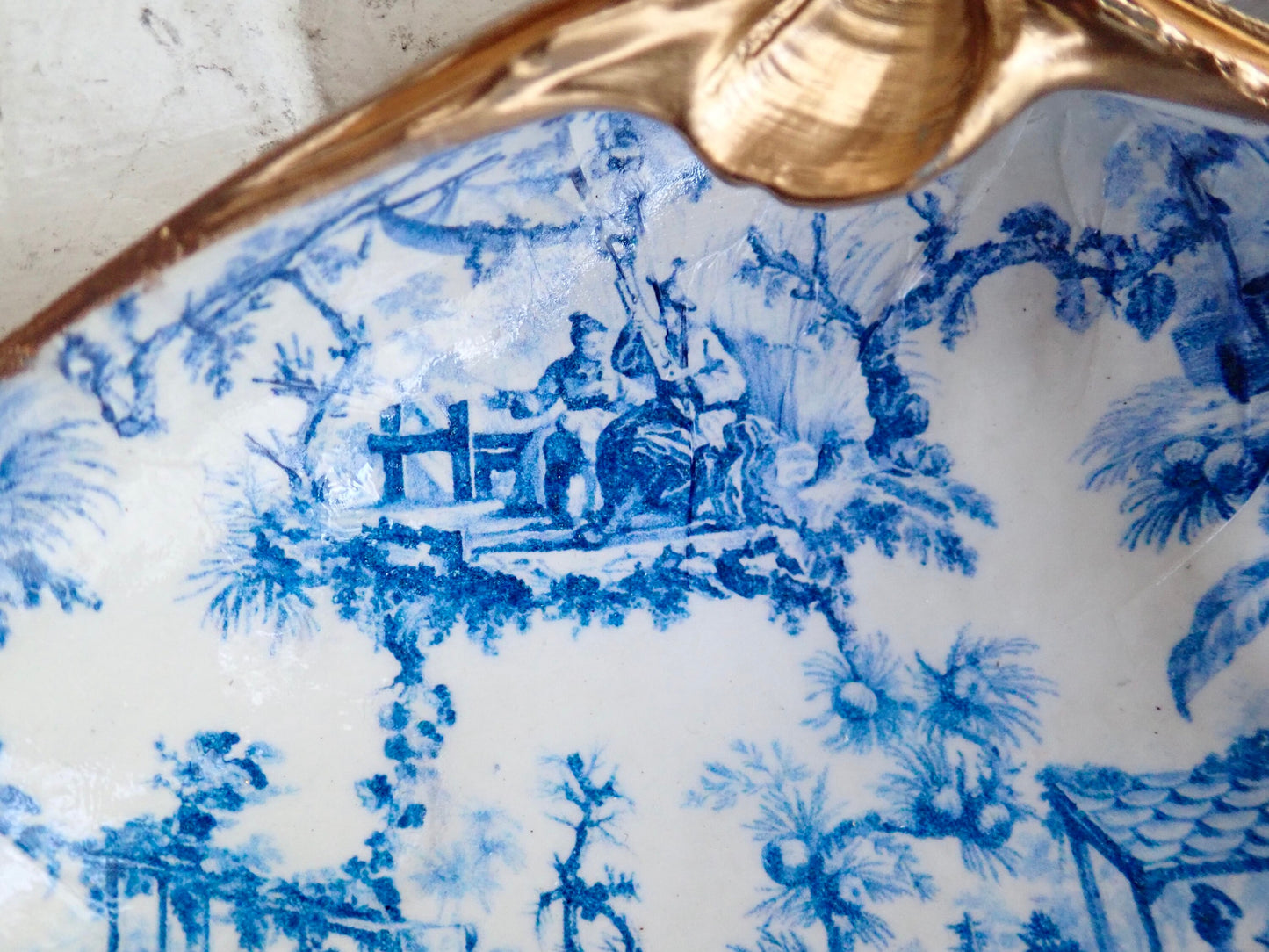 Blue & White Decoupage Clam Shell Trinket Dish Chinoiserie Art