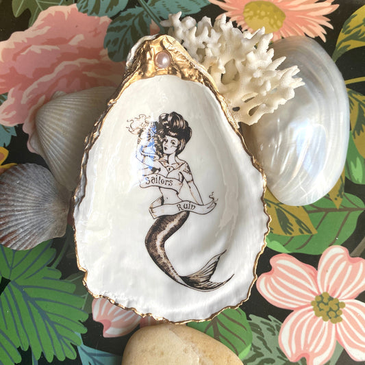 Decoupage Mermaid Oyster Shell Ring Dish – Hand-Painted Coastal Decor, Gold & Pearl Accent, Sailor Gift