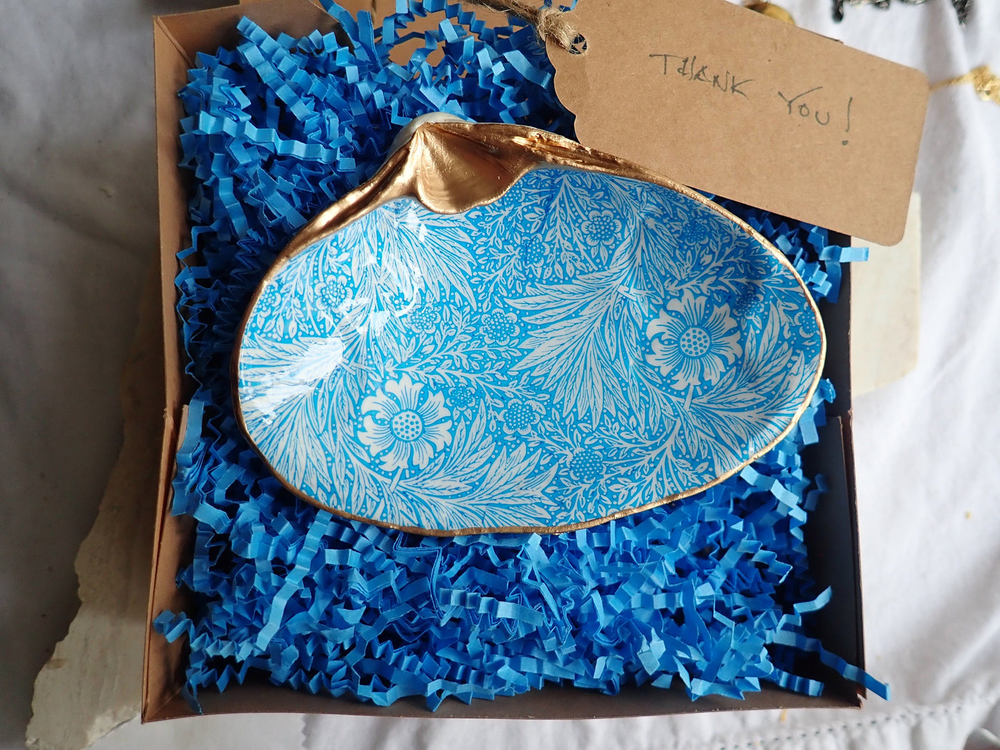 Decoupage Clam Shell Trinket Dish Blue Floral Pattern