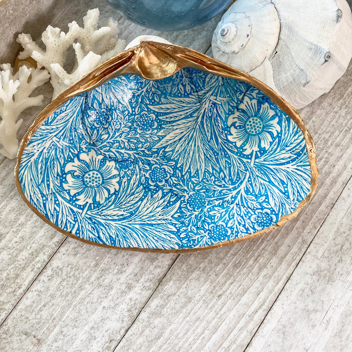 Decoupage Clam Shell Trinket Dish Blue Floral Pattern