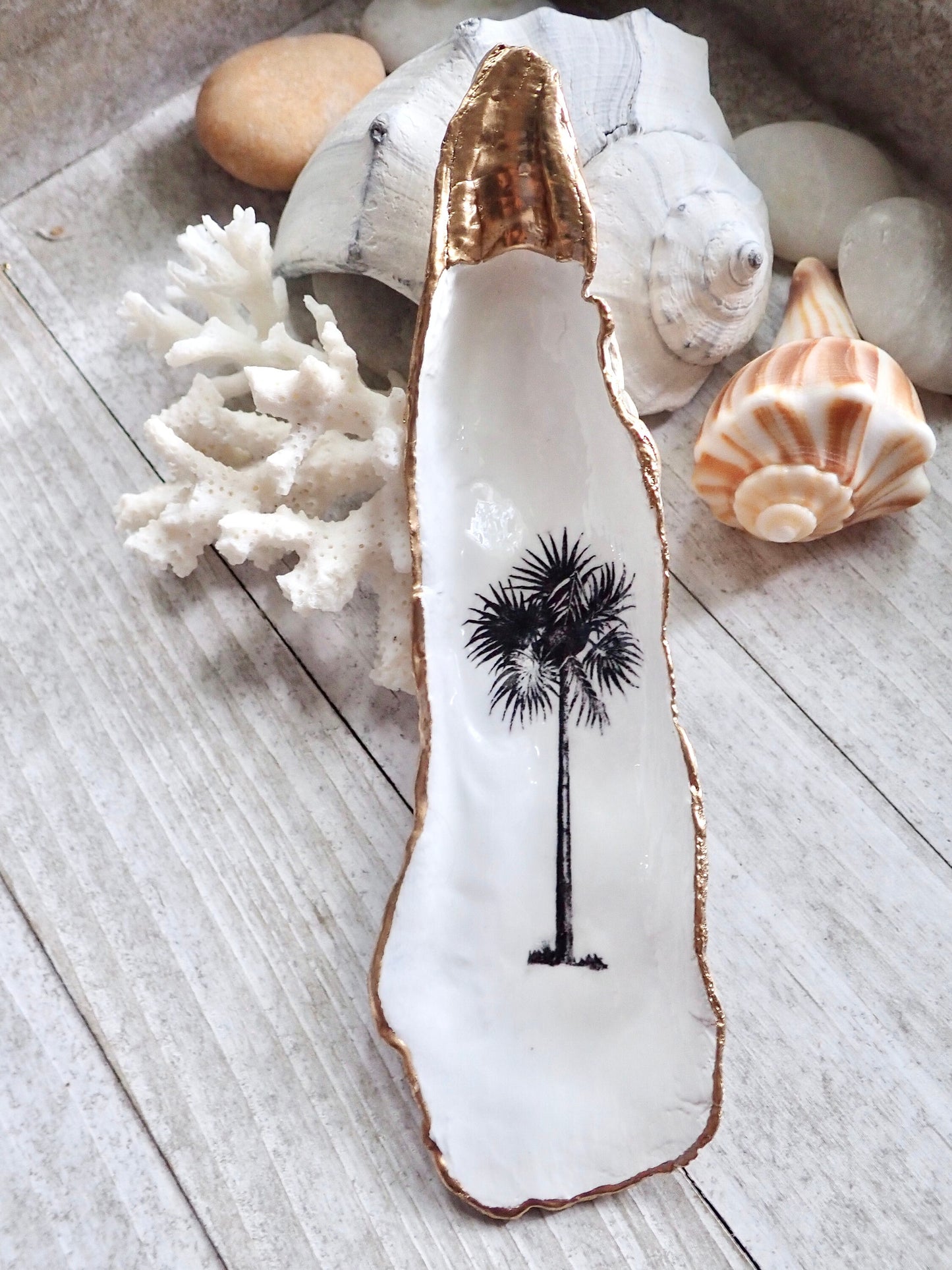 Decoupage Palm Tree Oyster Shell Ring Dish – Coastal Jewelry Holder, Nautical Gift