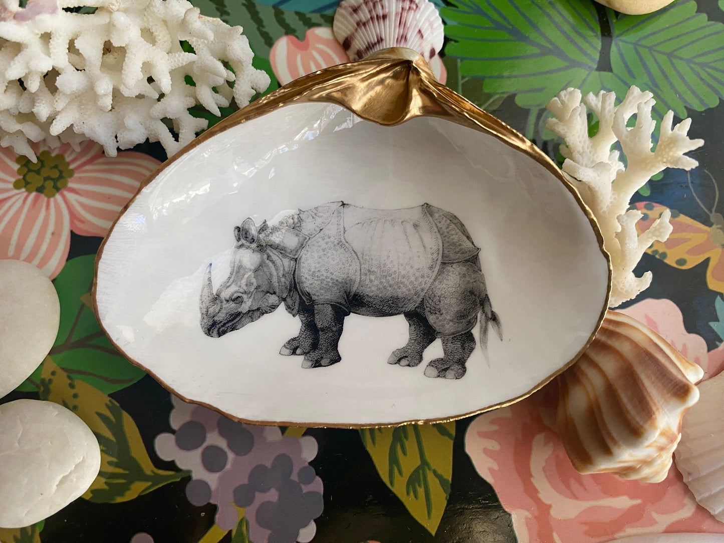 Rhinoceros Art Decoupage Clam Shell Ring Dish – Dürer-Inspired Nature Lover Gift