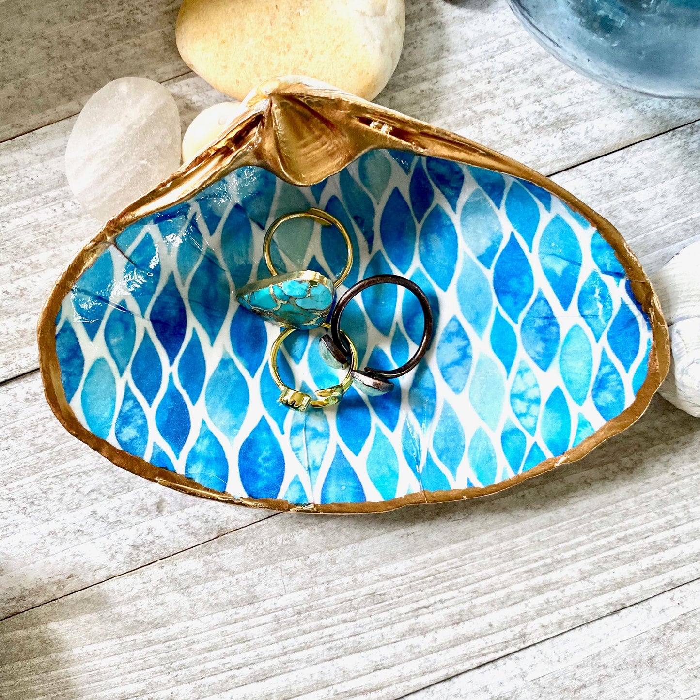Decoupage Clam Shell Jewelry Dish – Blue & White Water-Inspired Design