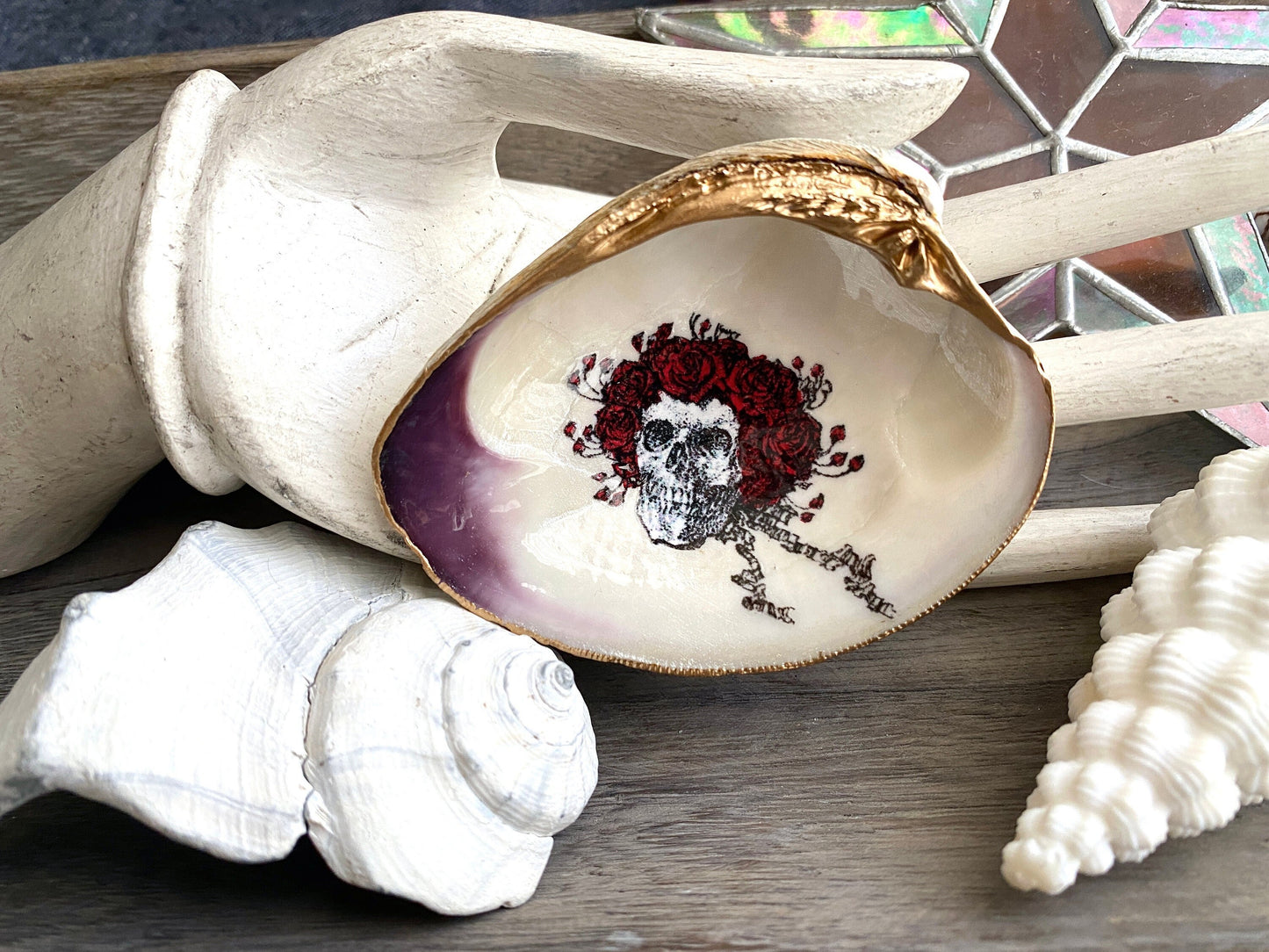 Decoupage Clam Shell Ring Dish – Hand-Painted Skull & Roses, Gothic Decor