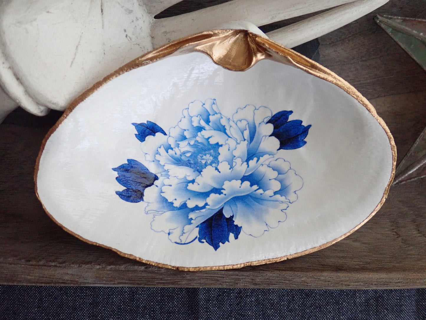 Decoupage Clam Shell Trinket Dish Floral Chinoiserie Art