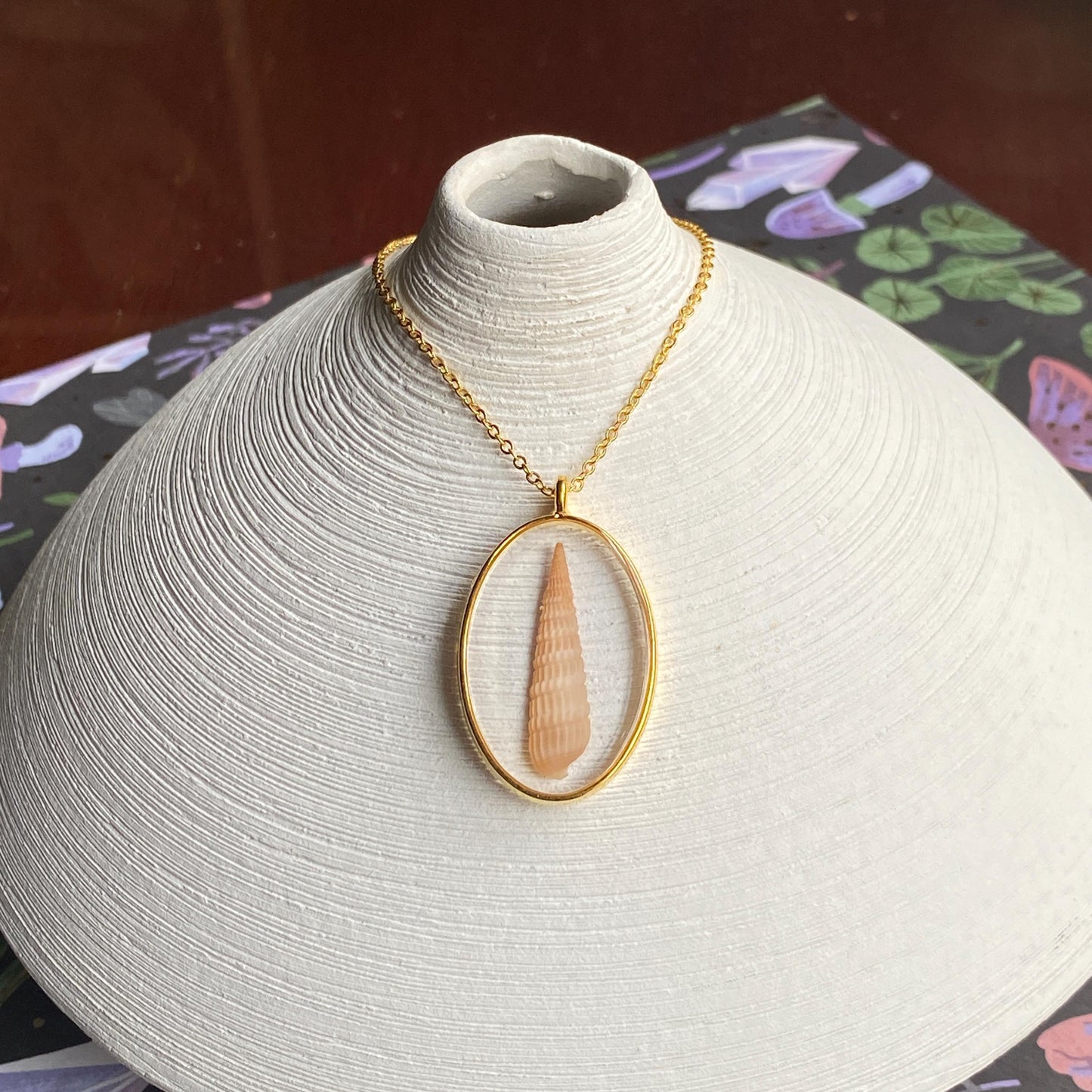Handmade Shell Pendant Necklace Auger Shell