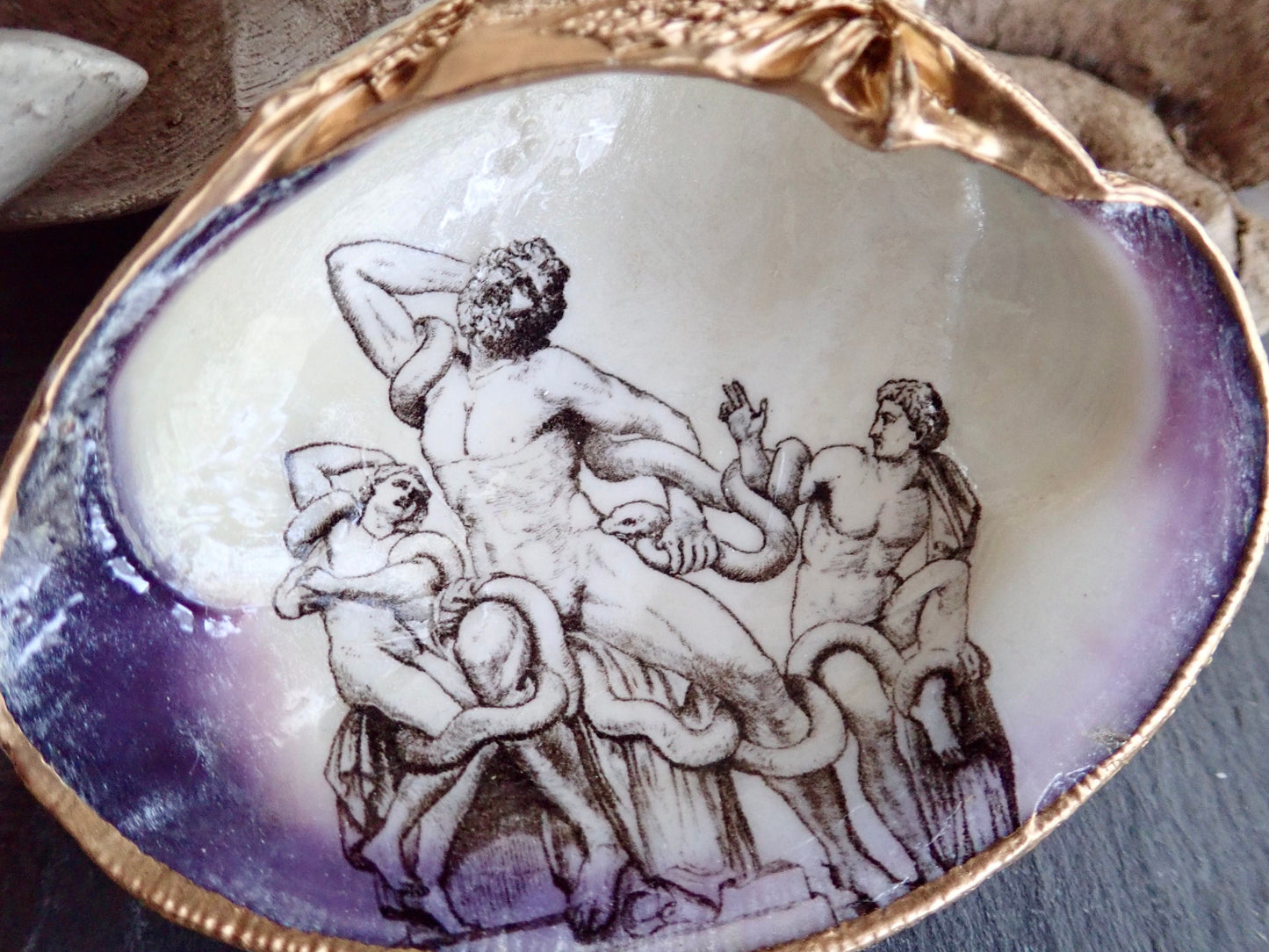 Decoupage Shell Ring Dish – Laocoön and His Sons, Mythology Coastal Accent