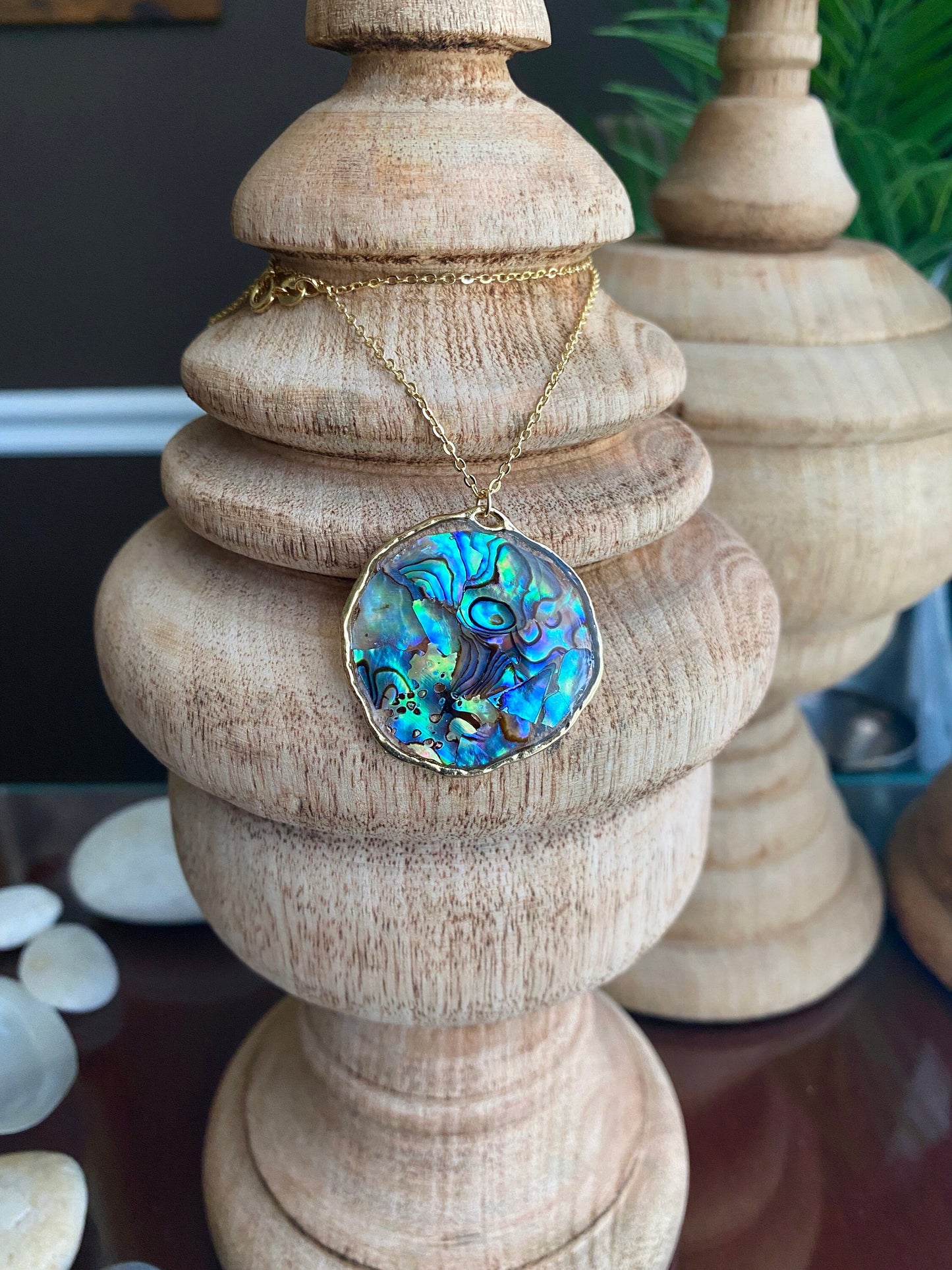 Hand Made Real Seashell Abalone Shell Pendant Necklace