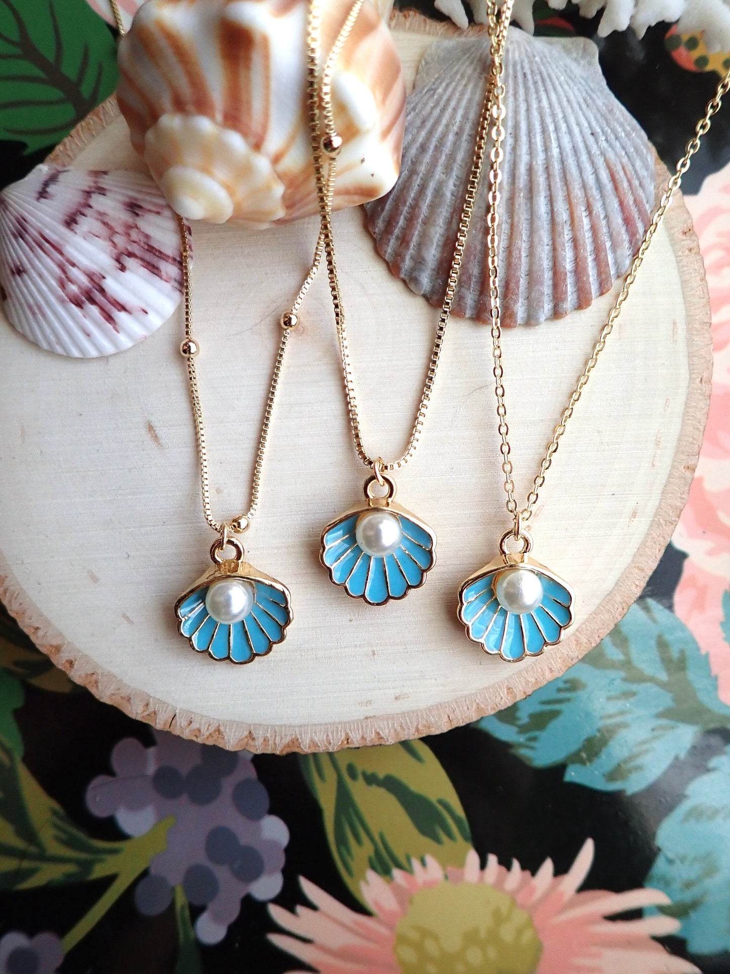 Gold Shell Charm Necklace – Dainty Pearl Seashell Pendant, Mermaid Jewelry