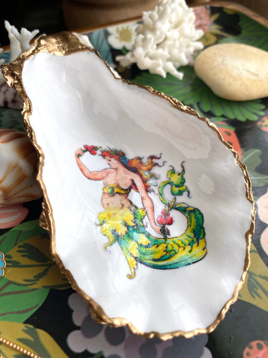Decoupage Mermaid Oyster Shell Ring Dish – Hand-Colored Coastal Jewelry Holder, Beach House Decor