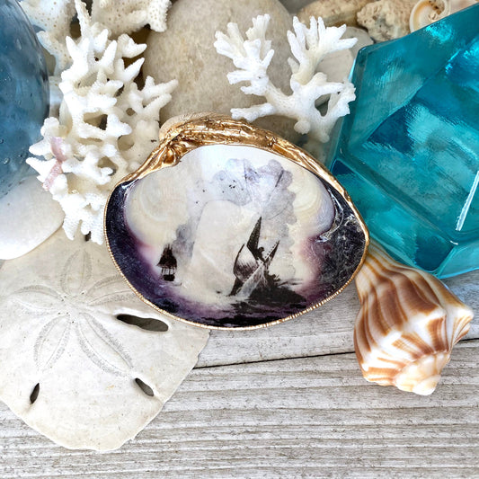 Decoupage Whale Clam Shell Ring Dish – Moby Dick-Inspired Nautical Jewelry Holder