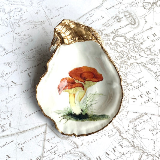 Mushroom Oyster Shell Ring Dish – Gold Leaf Decoupage Jewelry Holder, Cottagecore Trinket Dish, Woodland Nature Gift,Ring Holder for Kitchen