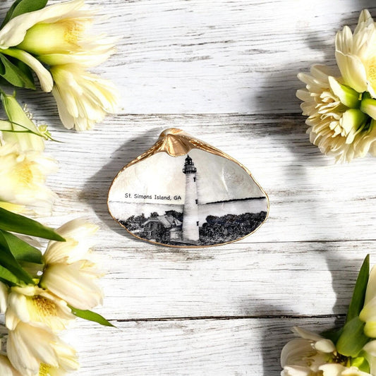 Decoupage Clam Shell Trinket Dish St. Simons Lighthouse Art