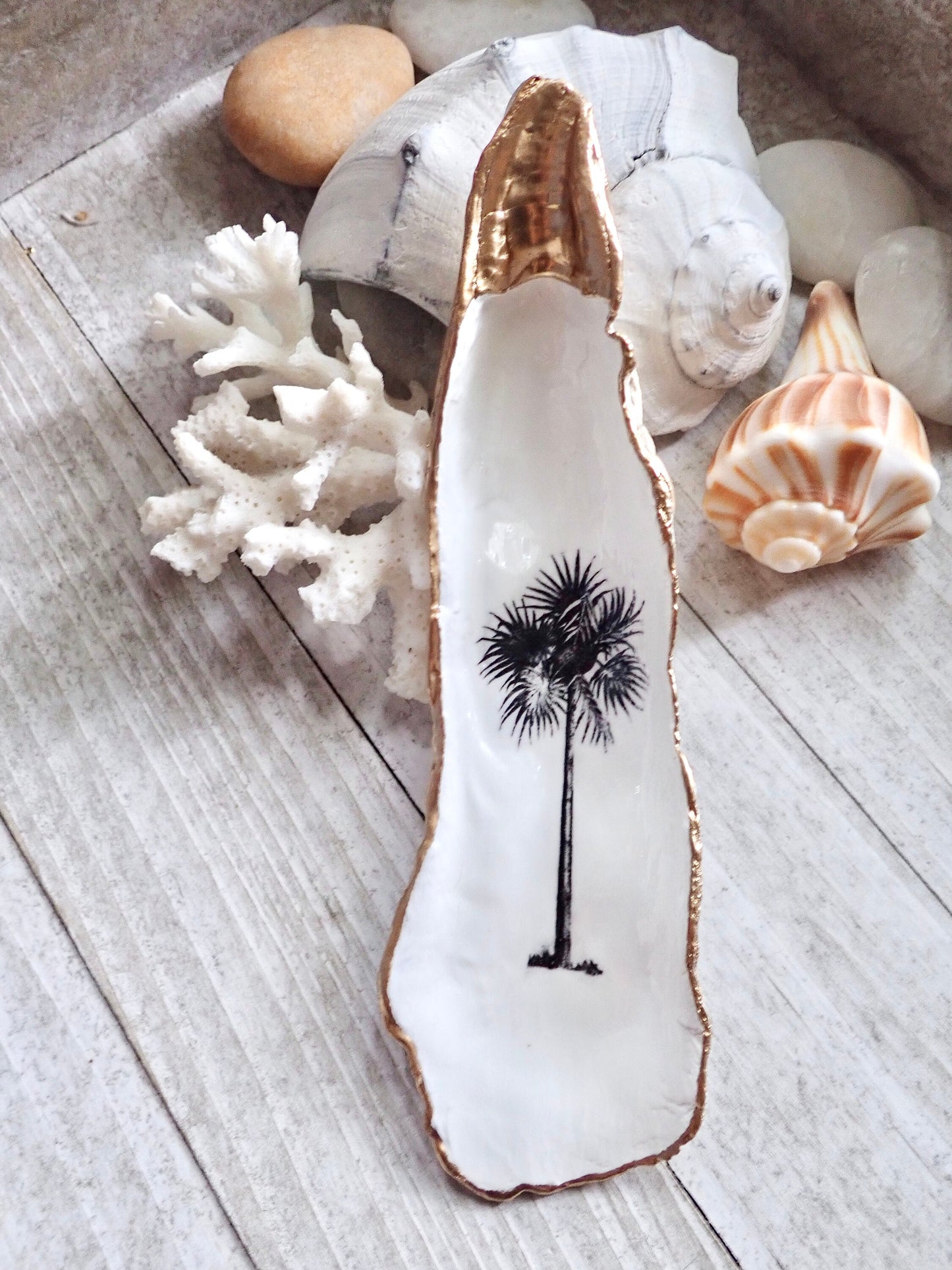 Decoupage Palm Tree Oyster Shell Ring Dish – Coastal Jewelry Holder, Nautical Gift