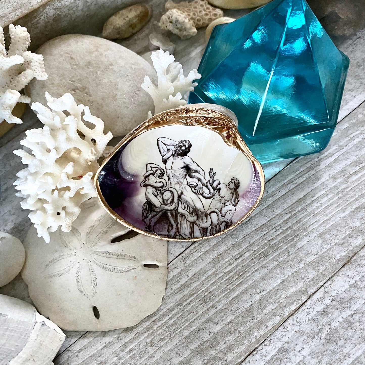 Decoupage Shell Ring Dish – Laocoön and His Sons, Mythology Coastal Accent