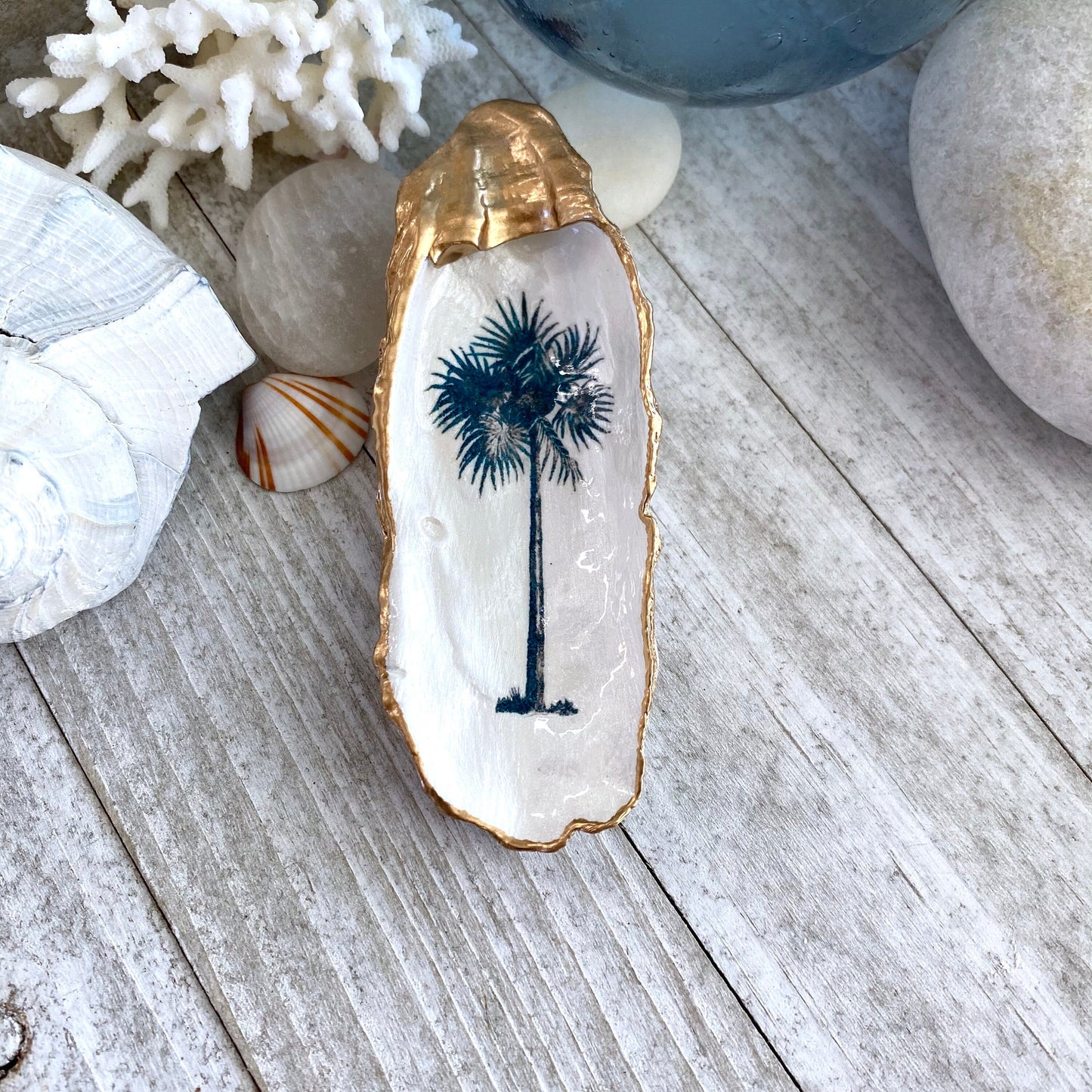 Decoupage Palm Tree Oyster Shell Ring Dish – Coastal Jewelry Holder, Nautical Gift