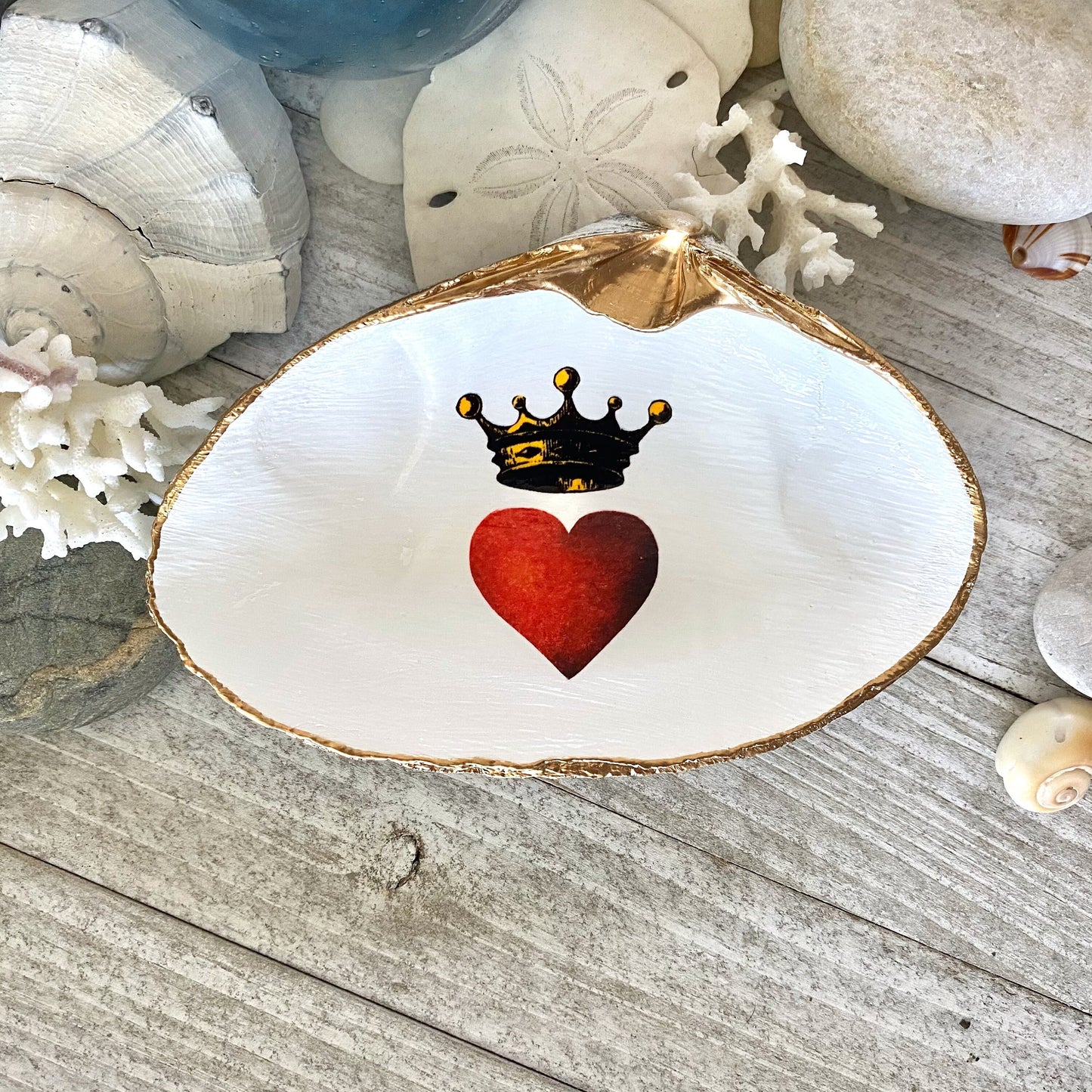 Decoupage Clam Shell Jewelry Dish – Heart & Crown Motif, Valentine's Day Gift