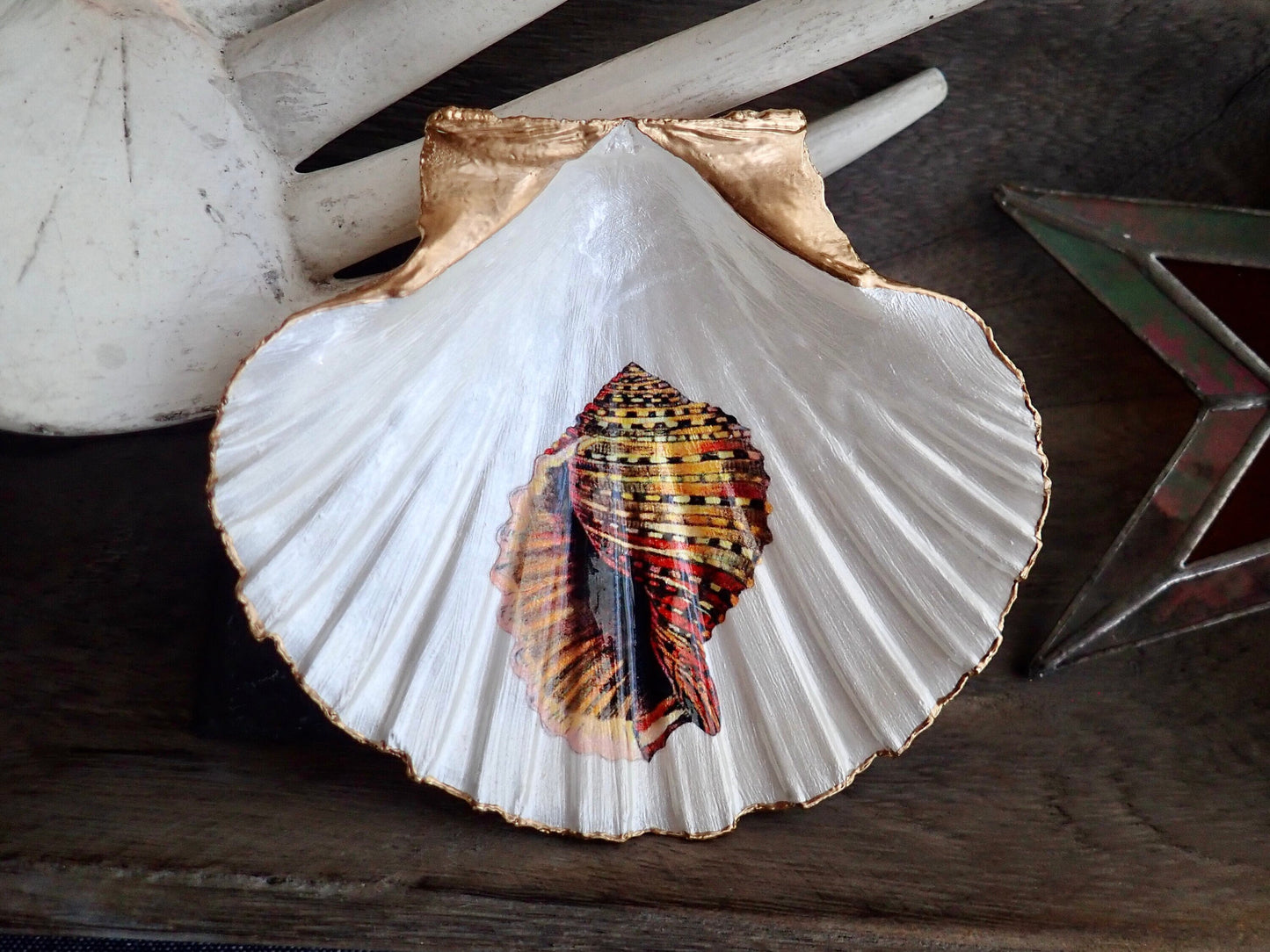 Decoupage Scallop Shell Trinket Dish Conch Shell Art