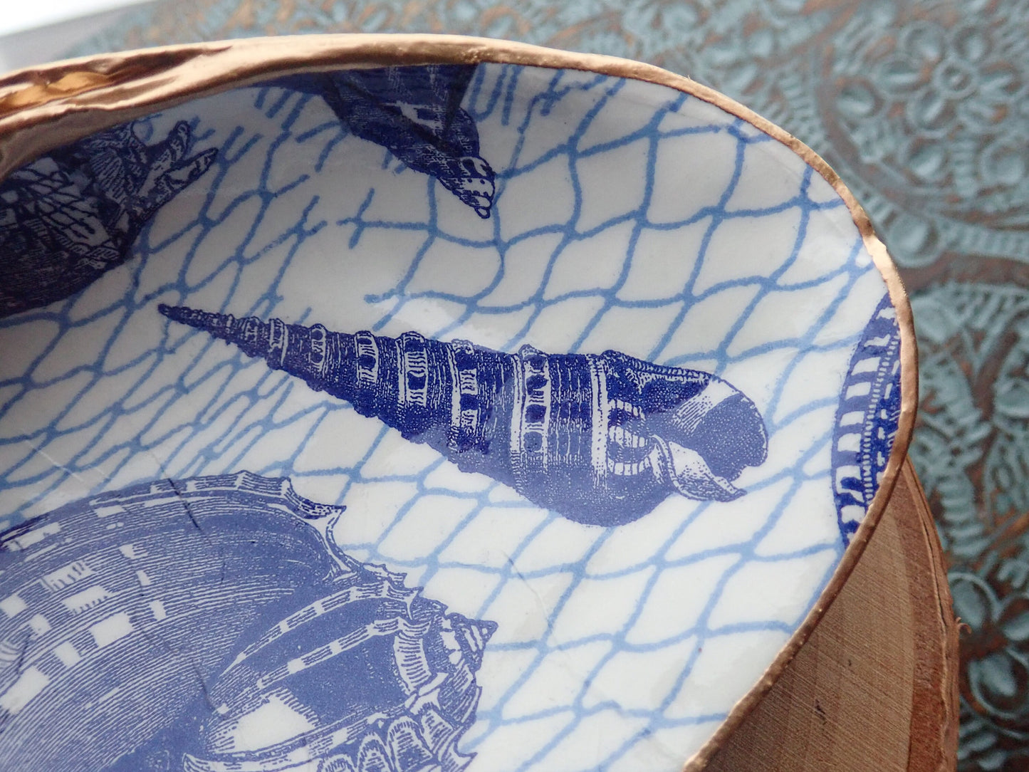 Decoupage Clam Shell Jewelry Dish – Blue & White Coastal Accent, Nautical Gift