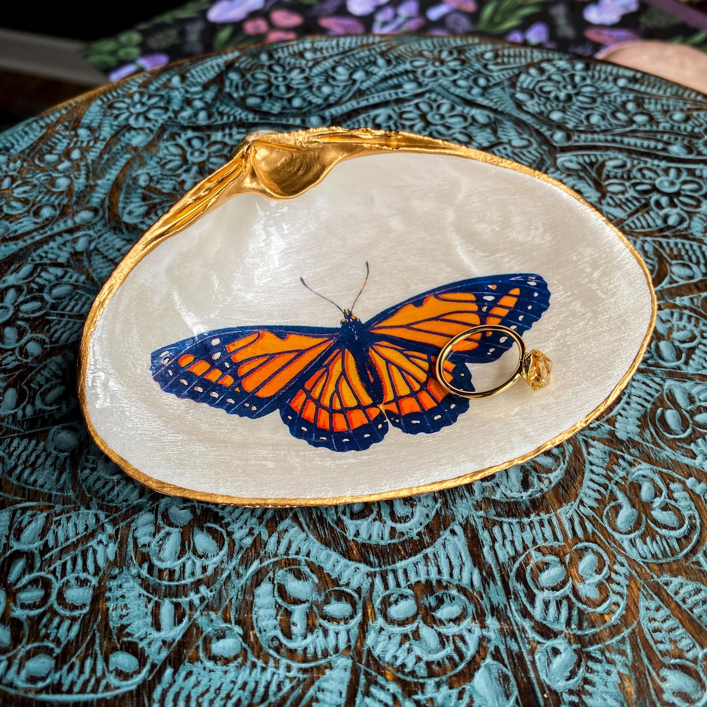 Decoupage Clam Shell Trinket Dish Monarch Butterfly Art
