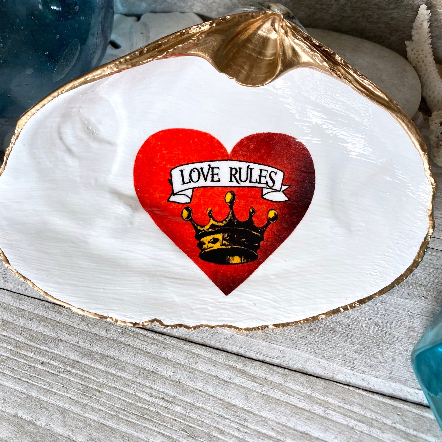 Decoupage Clam Shell Trinket Dish, "Love Rules" Valentine's Day Gift