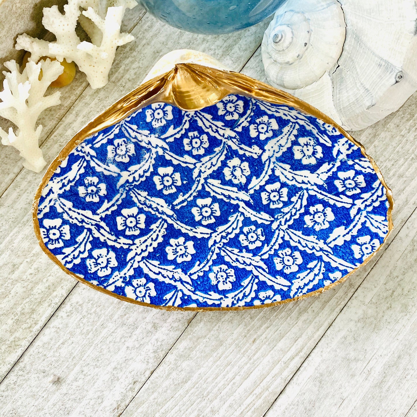 Decoupage Blue & White Clam Shell Ring Dish – Coastal Jewelry Holder