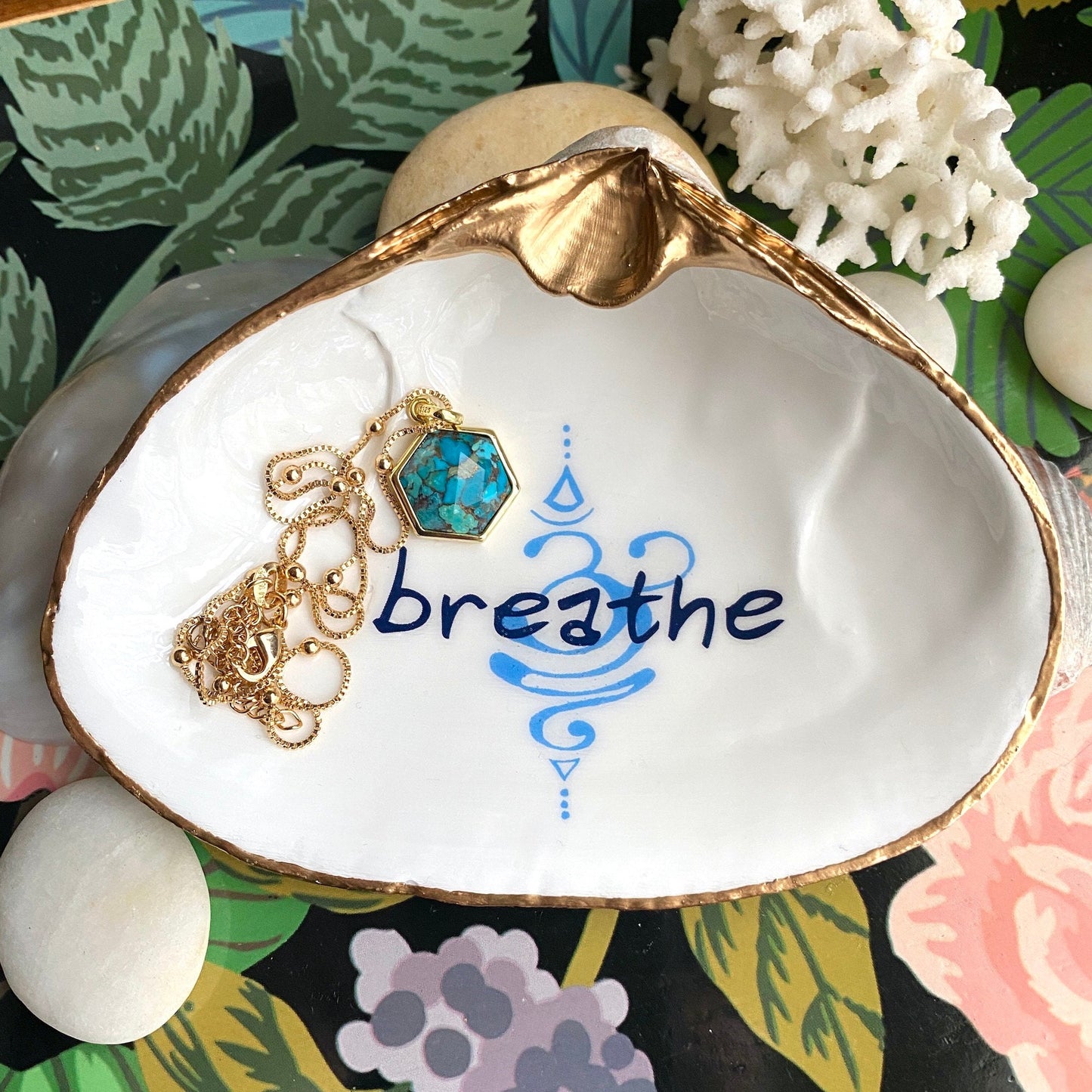 Decoupage Clam Shell Ring Dish – Handcrafted Daily Affirmation Jewelry Holder