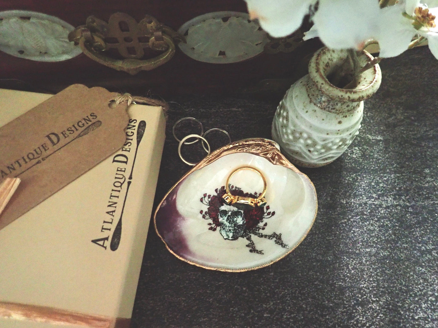 Decoupage Clam Shell Ring Dish – Hand-Painted Skull & Roses, Gothic Decor