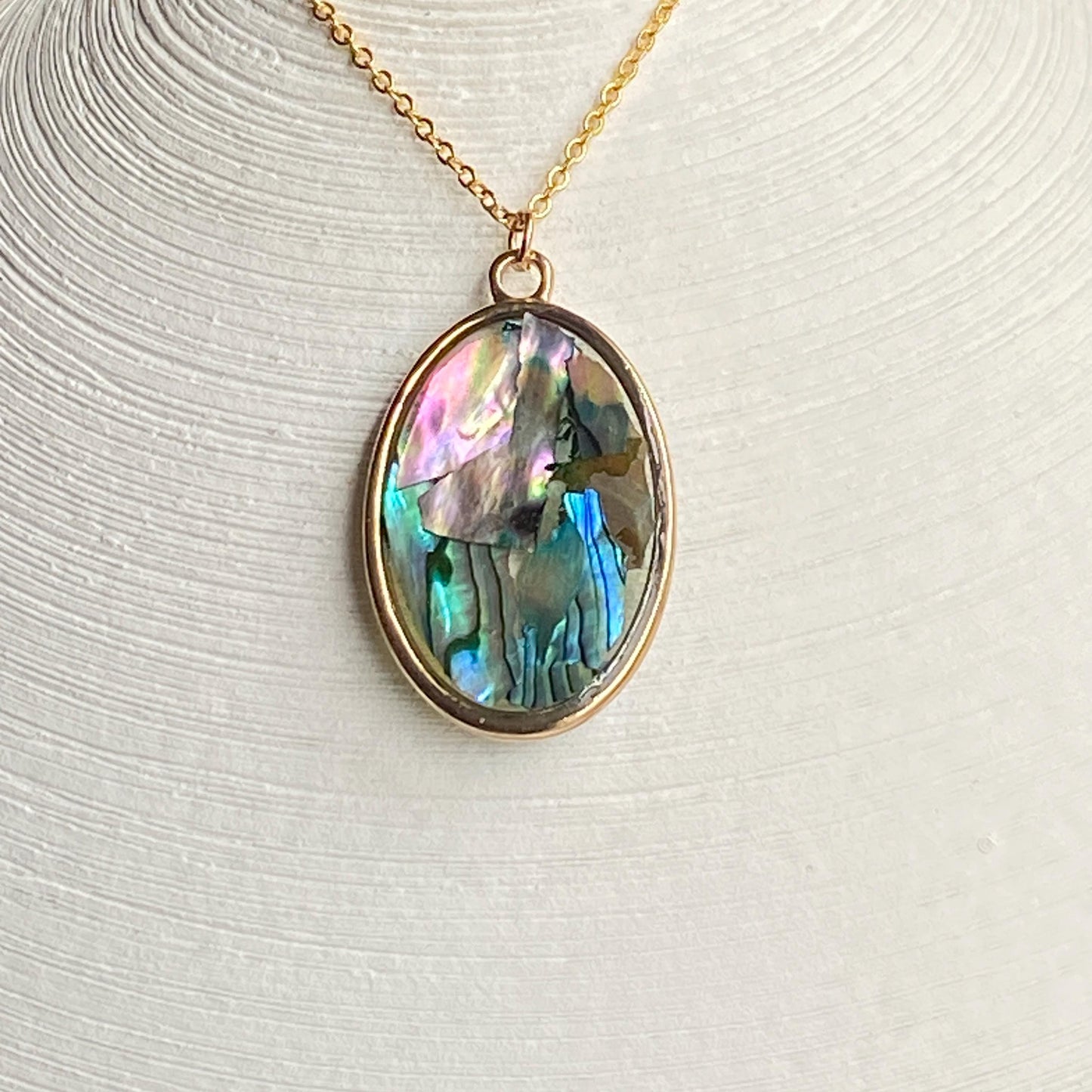 Hand Made Real Seashell Abalone Shell Pendant Necklace