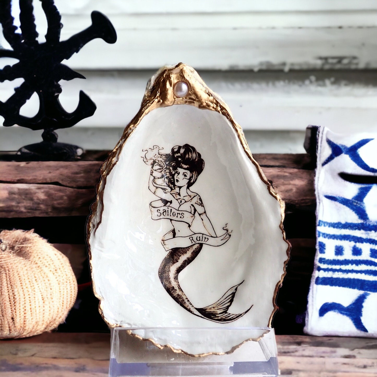 Decoupage Mermaid Oyster Shell Ring Dish – Hand-Painted Coastal Decor, Gold & Pearl Accent, Sailor Gift