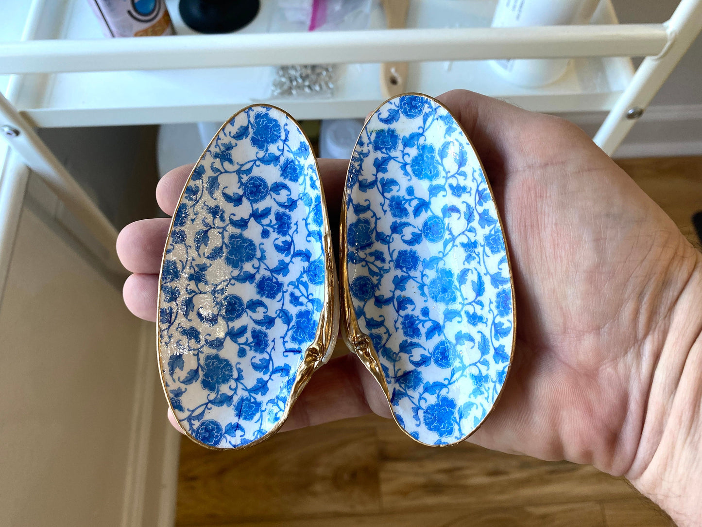 Handcrafted Clam Shell Salt and Pepper Dishes – Beach House Table Decor