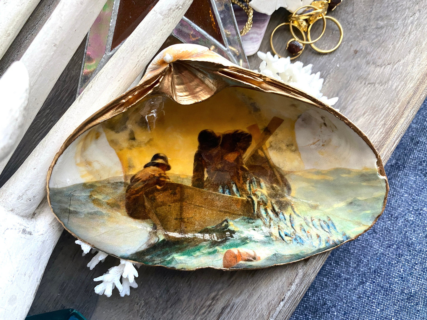 Winslow Homer "The Herring Net" Shell Art – Decoupage Clam Shell Ring Dish