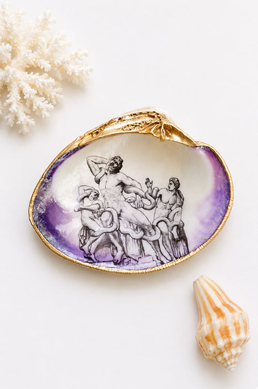 Decoupage Shell Ring Dish – Laocoön and His Sons, Mythology Coastal Accent