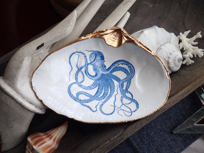 Decoupage Clam Shell Blue Octopus