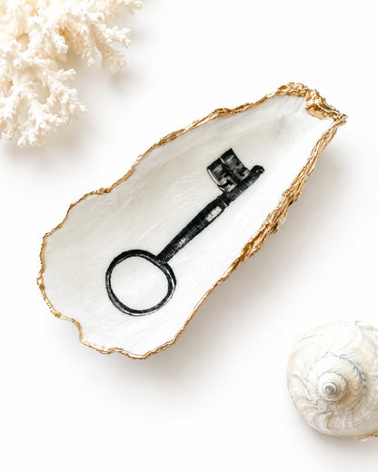 Decoupage Oyster Shell Jewelry Dish – Vintage Skeleton Key, Beach House Accent