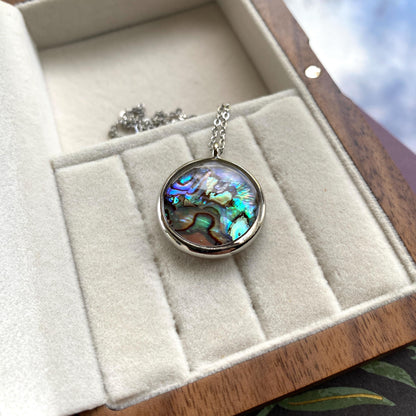 Hand Made Real Seashell Abalone Shell Pendant Necklace