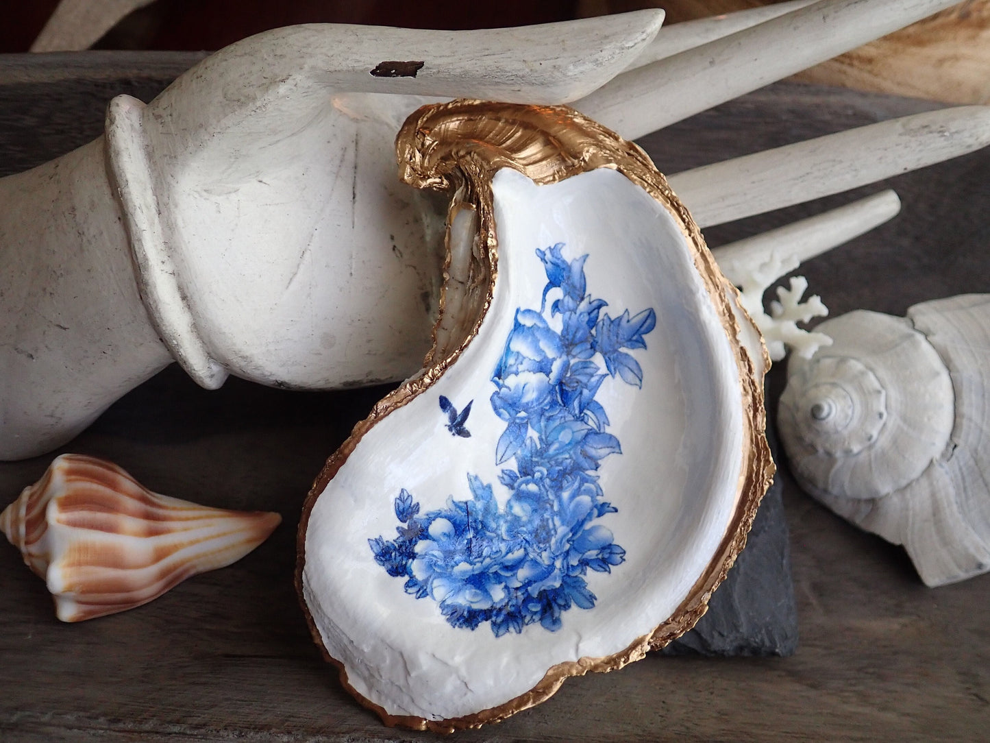 Chinoiserie Decoupage Oyster Shell Ring Dish – Handcrafted Coastal Jewelry Holder, Hostess Gift