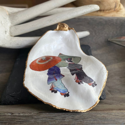 Decoupage Oyster Shell Trinket Dish Geisha Art