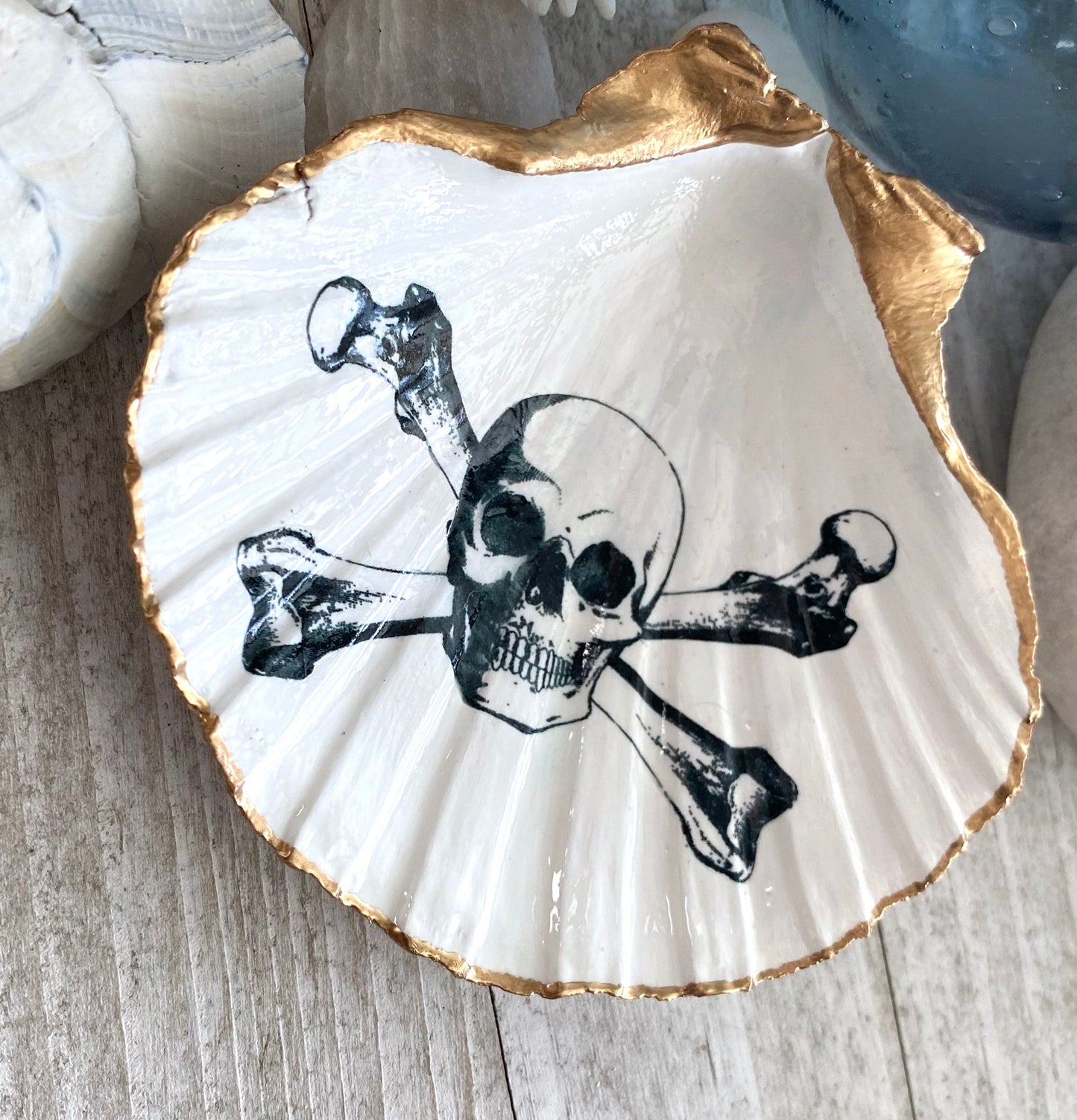 Decoupage Scallop Shell Trinket Dish Skull & Crossbones