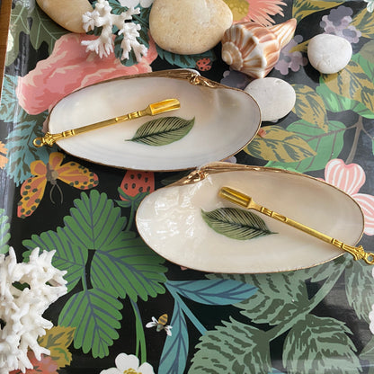 Handcrafted Clam Shell Salt and Pepper Dishes – Beach House Table Decor